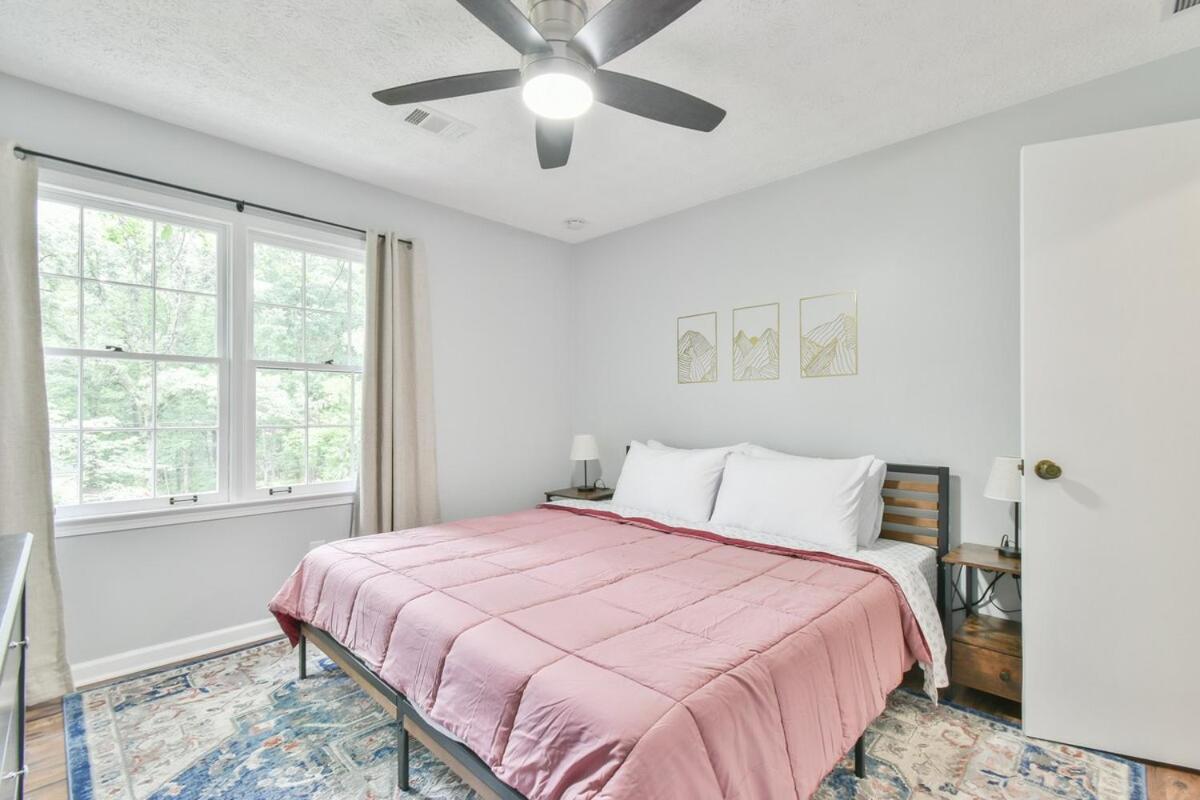 Cozy Home With Arcade, Ping Pong & Fenced Backyard Lawrenceville Exteriör bild