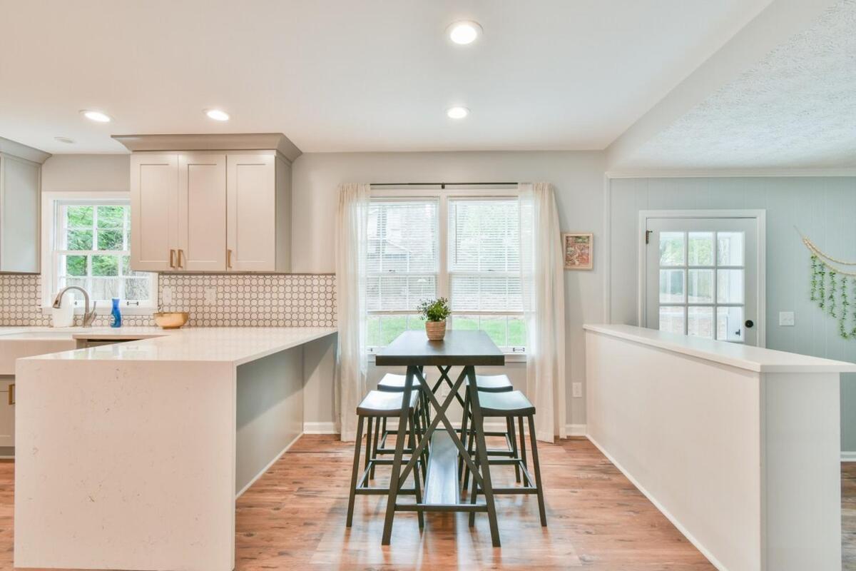 Cozy Home With Arcade, Ping Pong & Fenced Backyard Lawrenceville Exteriör bild